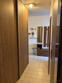 Prenájom 2 izbový byt Žilina - Vlčince, komplet vybavený - 8