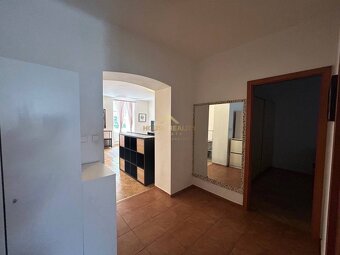 Prenájom veľký 2 izbový byt, Vazovova ulica, Bratislava I. S - 8