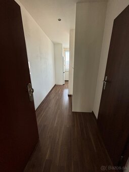 Prenájom 1-izbový byt Čierne mesto - 8