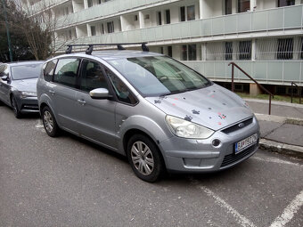 Predám Ford S-max s ťažným zariadením v BA a nosičom - 8