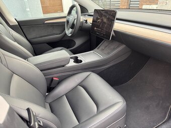 Tesla Model Y Dual Motor Long Range 378KW - 8