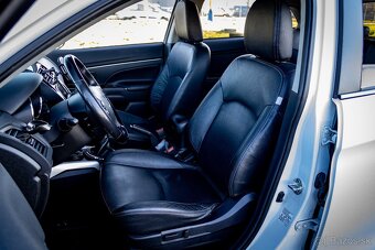 Peugeot 4008 1,8 HDi 4x4 110kW (panoráma, koža, el.sedadlá) - 8