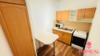 Na predaj 1 i byt 35 m2 v Partizánskom – Šípok - 8