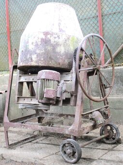 miešačku s objemom 150 litrov - 8