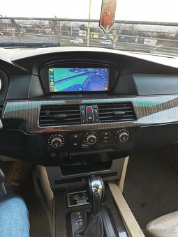 Bmw E61 525d - 8
