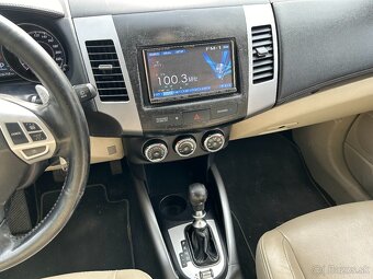 Citroën C-Crosser/2.2 HDi Exclusive/ Automat 4X4 - 8