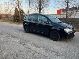 Volkswagen Touran Van 2.0 TDI Highline - 8
