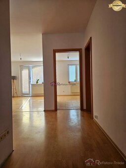 Priestranný 3 izb. byt priamo v centre Liptovského Mikuláša - 8