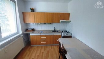 Priestranný 3-izbový byt na Volgogradskej ulici v Prešove - 8