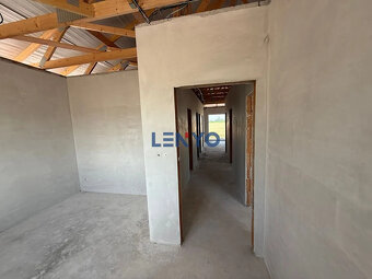 Bungalov 4i rodinny dom Novostavba GA/SA TOPOLNICA - 8