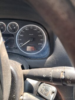 Peugeot 307 1.4 benzin vymenim - 8