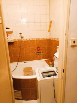 Na predaj útulný 2-izbový byt v tehlovej bytovke vo Veľkých - 8