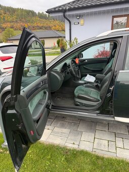AUDI ALLROAD 2,5 TDI - 8