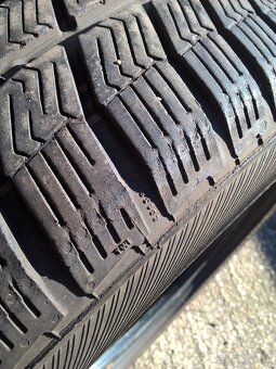 2+2 ks ZIMNÉ 225/50 R17 98V BARUM a GOODRICH - UŽ OD 25€/kus - 8