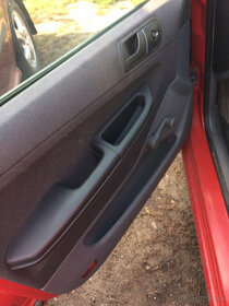 Predám Škoda Fábia Combi 1,4 16v - 8