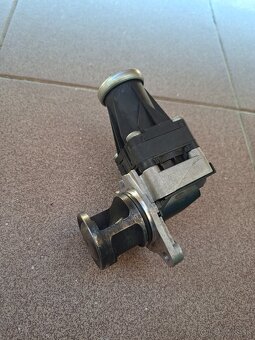 Predám egr ventil 1.6 hdi - 8