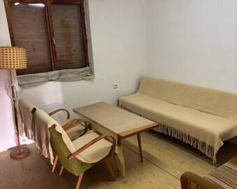 PREDAJ, VINIČNÝ DOMČEK S VINOHRADOM - PODLUŽANY - 8