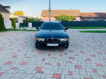 Predám BMW 525da Facelift r.v2001 - 8