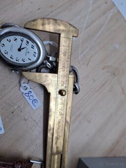 Predám funkčné celostrieborné náramkové hodinky GOLANA Swiss - 8