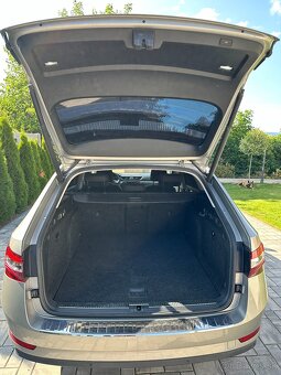 Superb Combi 2.0 TDI 110kw, DSG - 8