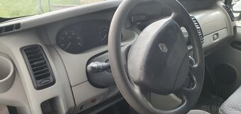 Renault trafic 2 2.0 dci - 8