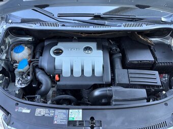 Volkswagen Touran 1.9 TDI DPF Highline 2007 262000km - 8