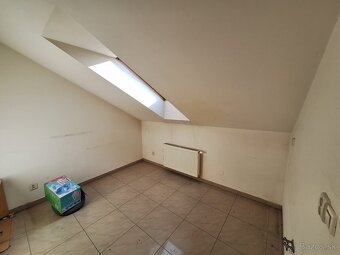 Kancelarske , obchodne, AMBULANCIE , Spišská Bela prenajom - 8