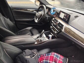 BMW 530 i - 8
