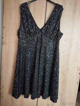 Nadherne poslocenske saty viac druhov PLUS SIZE - 8