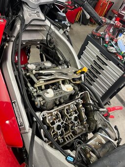 Honda VFR 800 V-TEC 2002 - 8