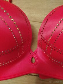 Victoria secret 34C - 8
