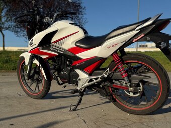 Honda CB125F - 8