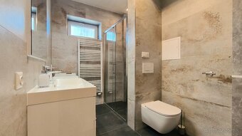 Novozrekonštruovaný, nadštandardne zariadený 2i byt v centre - 8
