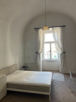 3 izb. tehlový byt s balkónom na Hlavnú ulicu, Staré mesto - 8