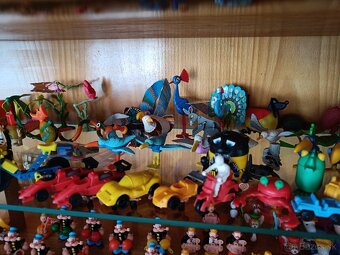 Predám zbierku Kinder figúrok - 8