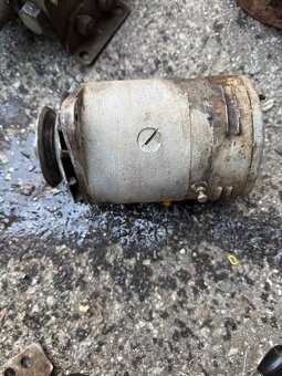 Náhradné diely - 8