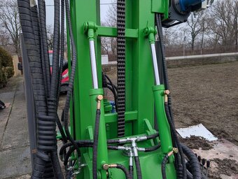 Nová vrtná súprava pre vŕtanie studní - 8