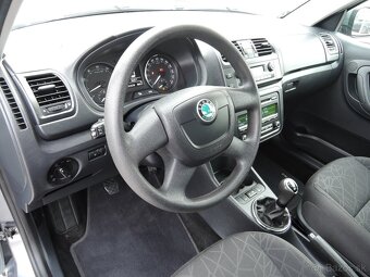 Škoda Fabia Kombi 1,2 TSi 1.maj Servis 150tkm 2012 - 8