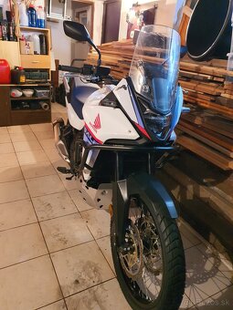 Predam Honda transalp xl 750 - 8
