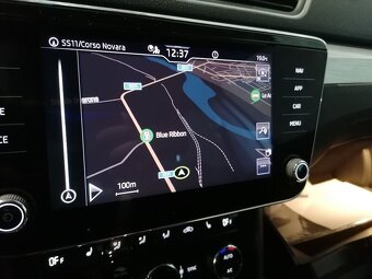 Škoda Superb III Combi 2.0 TDI 110kw DSG 146000km - 8