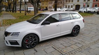ŠKODA OCTAVIA RS 2.0 TSI 180 kW (245PS) - 8