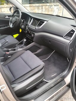 Hyundai Tucson - 8