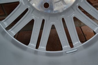 5x112 R18 Zimna sada Org. Audi A5 b9 + 245/40 R18 Goodyear - 8