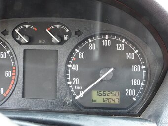 Škoda Fabia Combi 1.4 MPI - 8