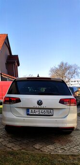 Volkswagen Passat Variant 2.0 TDI EVO - 8