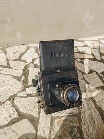 Stary fotoaparát Mentor - 8
