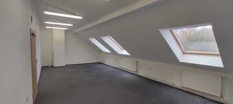 Prenajmem kancelárie v centre pešej zóny v Poprade - 8
