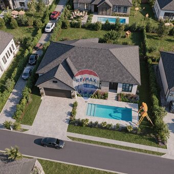 Pozemok na výstavbu rodinných domov 35 000 m², Dvorníky Vče - 8