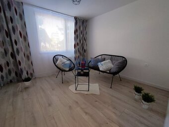 KRÁSNY ,KOMPLETNE ZREKONŠTRUOVANÝ 3,5IZB. BYT - SÚMRAČNÁ ULI - 8