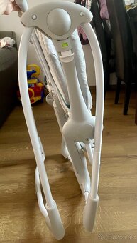 Ingenuity kresielko 0m+ do 9kg, Hojdačka vibrujuca - 8